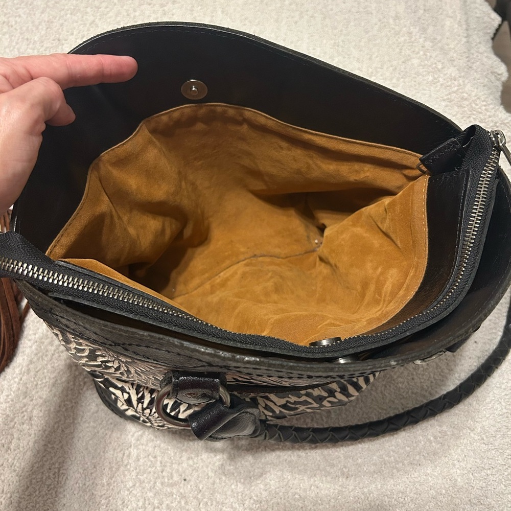 Patricia Nash Black and Cream Floral Tote - Picture 5 of 8